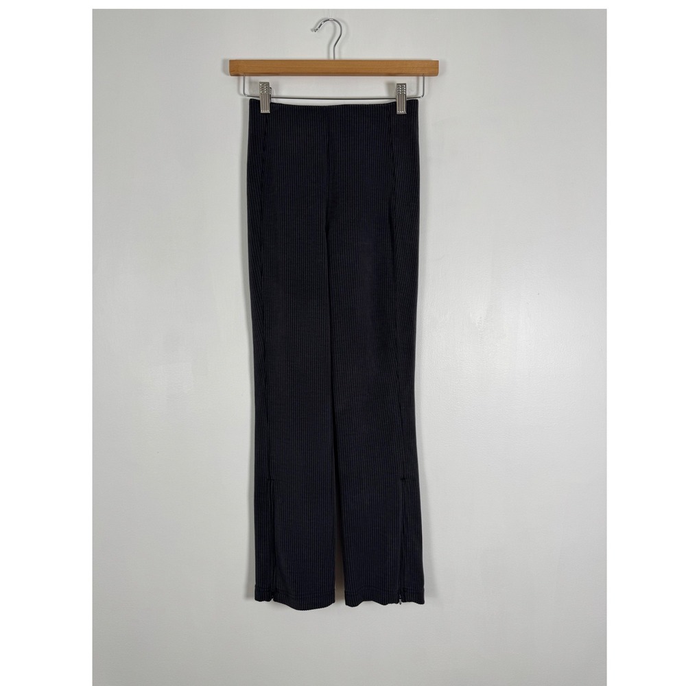 Athleisure lululemon Womens 2 Softstreme Ribbed Zipped Hem Pant Charcoal Grey